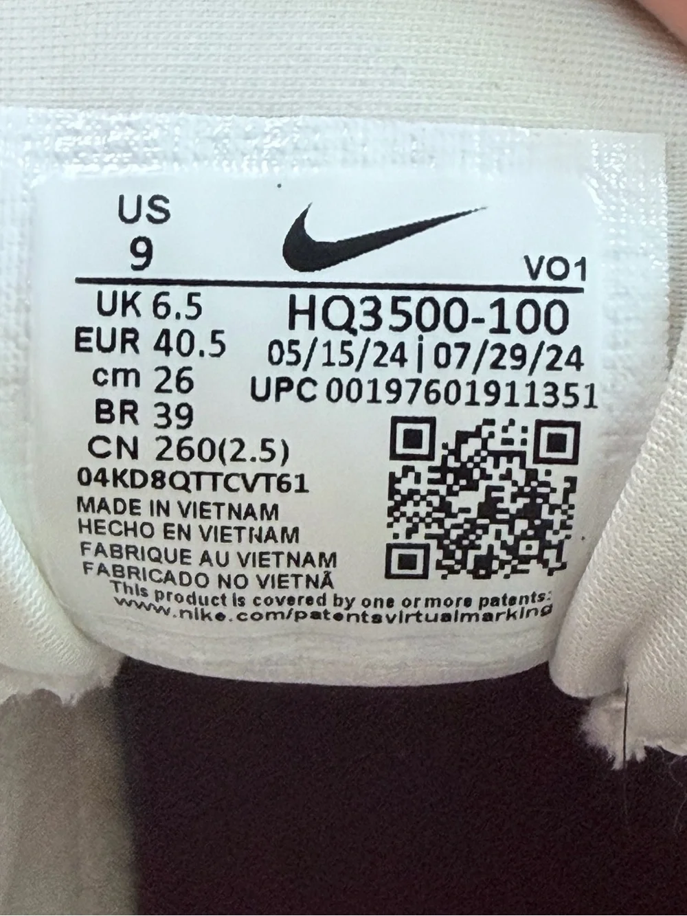 Nike V2K Run SE